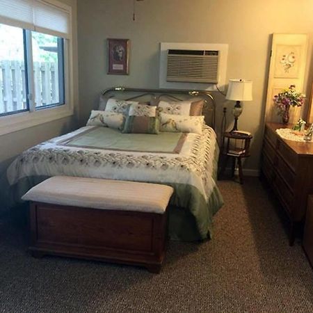 Lakeshore Bed & Breakfast Indian Point Экстерьер фото